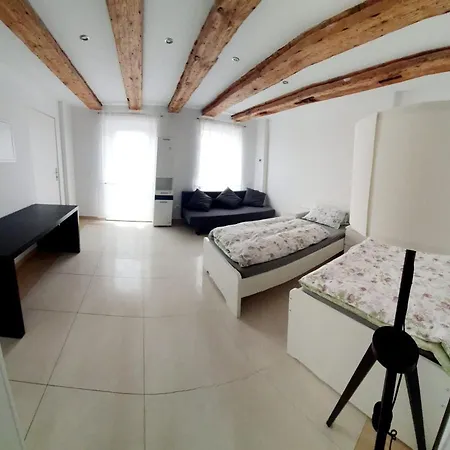 And Bright Flat In Pankow * Berlin