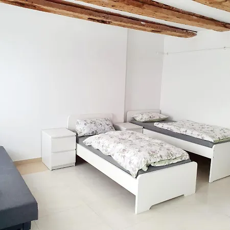 And Bright Flat In Pankow Daire Berlin