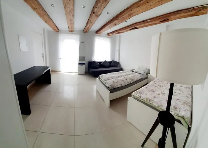 And Bright Flat In Pankow * Berlin